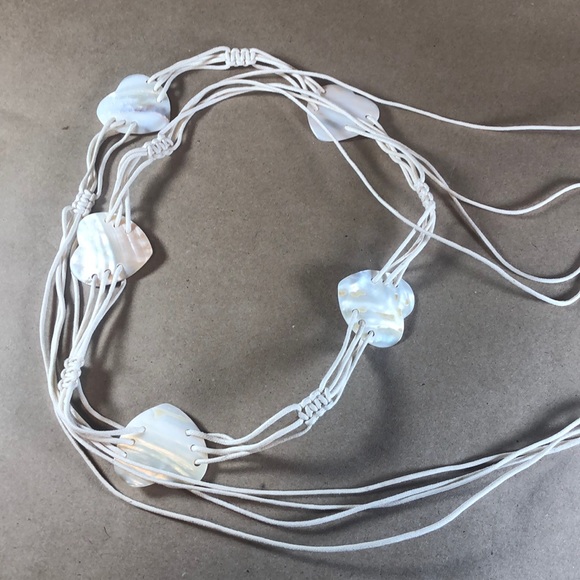 unknown Accessories - Heart Shaped Shells & Ivory Macrame Belt